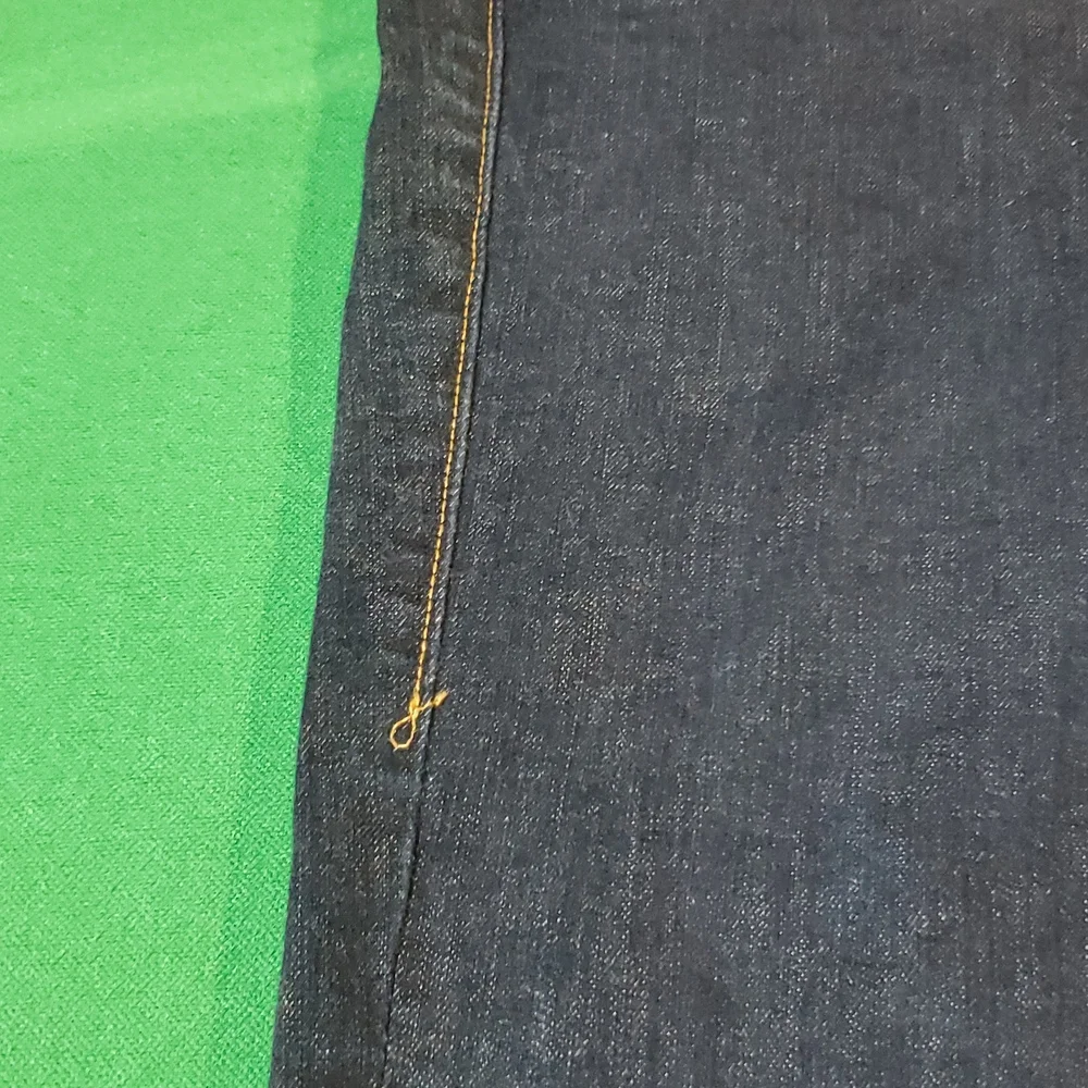 True religion Slim for size 25 blue jeans - Picture 12 of 13